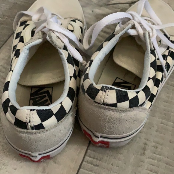 Checkered vans - Picture 4 of 7
